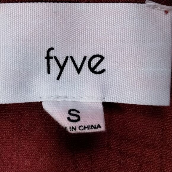 "fyve" woman's shirt  - Picture 7 of 8